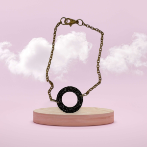 Bracelet chaine avec breloque en résine